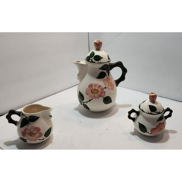 Vtg Villeroy Boch Wild Rose Teapot, Sugar Bowl, And Creamer Excellent Condition - Picture 1 of 16